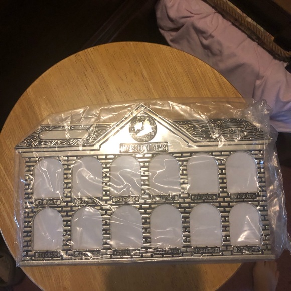 School Picture Frame - Picture 4 of 4